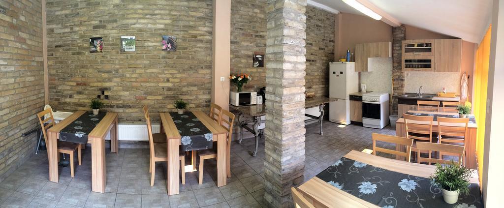 Mediterran Vendeghaz Kecskemet Ngoại thất bức ảnh